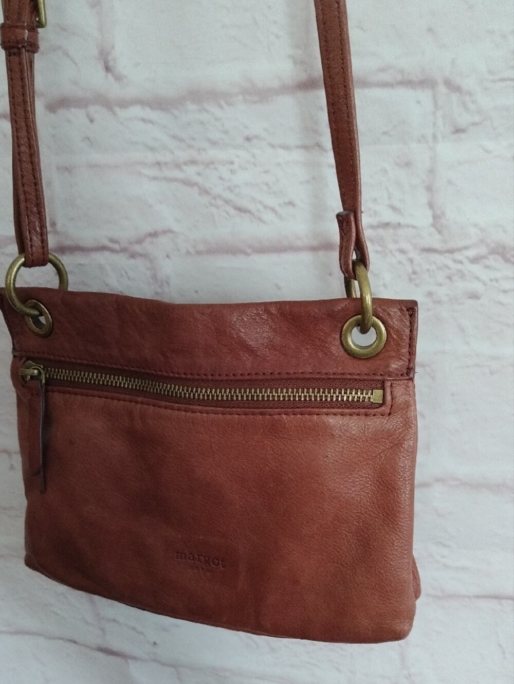 margot Tan Leather Crossbody Bag with Front Zip - Picture 3 of 7